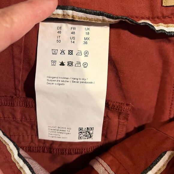 New BOSS Woman’s Shorts - Picture 6 of 9